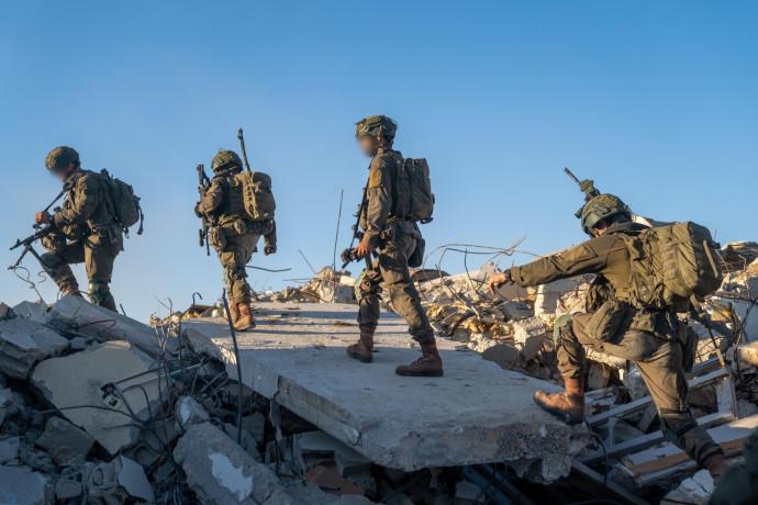 מעריב