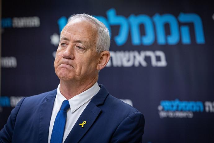מעריב
