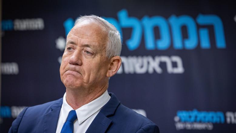 מעריב