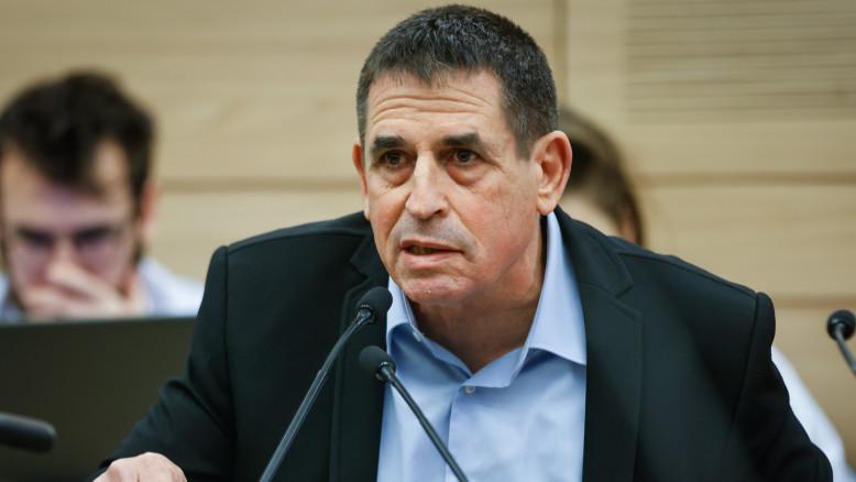 מעריב