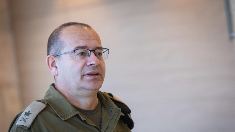 מעריב