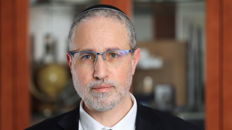 מעריב