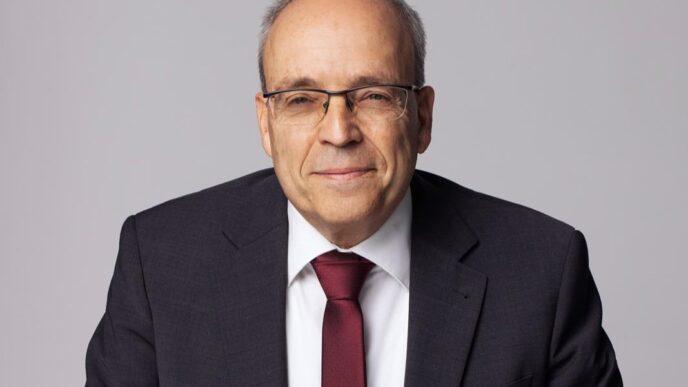 דבר ראשון
