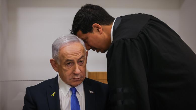 מעריב