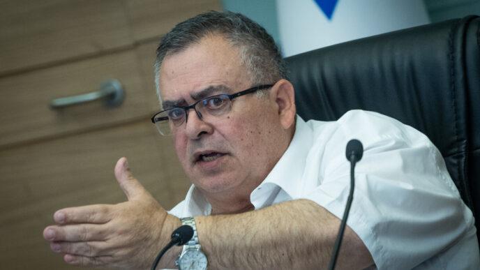 דבר ראשון