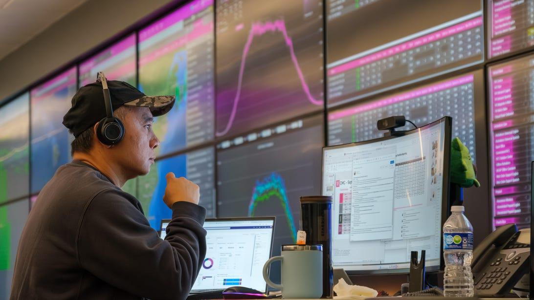 CNET
