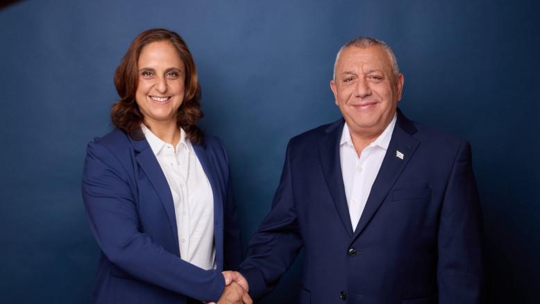 מעריב