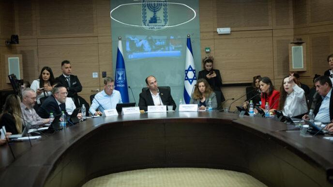 דבר ראשון