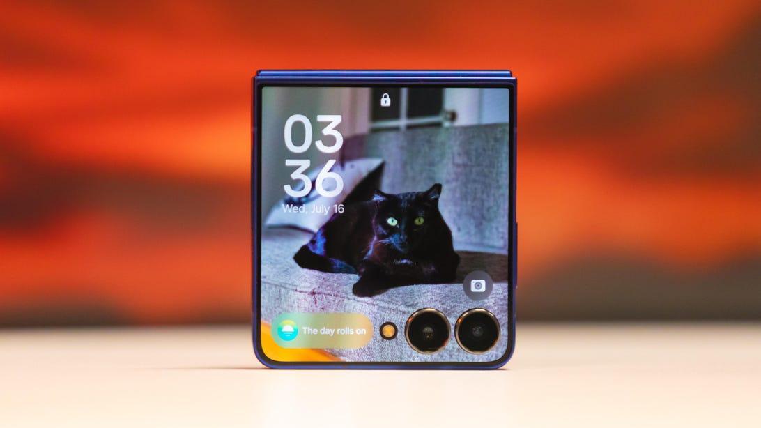 CNET