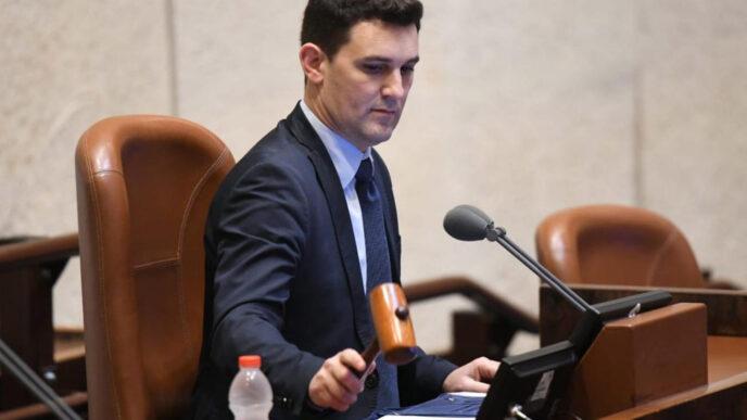 דבר ראשון