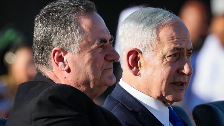 מעריב