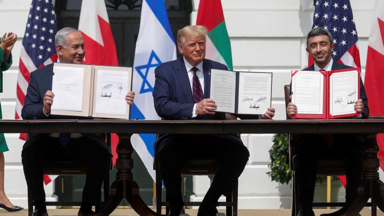 מעריב