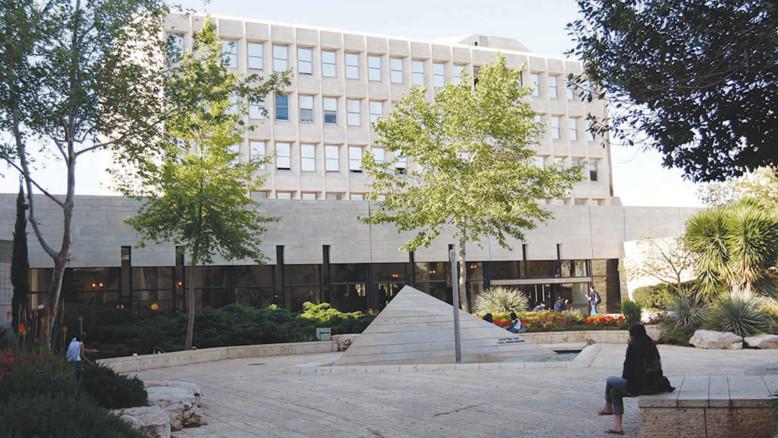 מעריב
