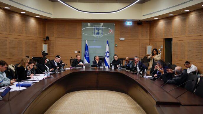 דבר ראשון