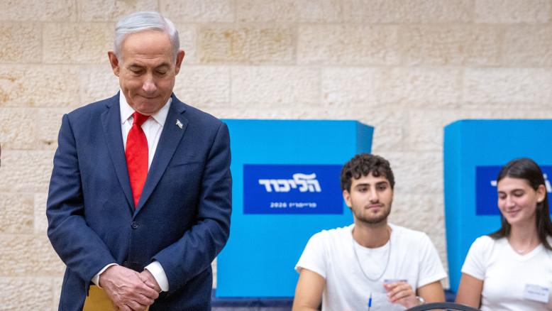 מעריב
