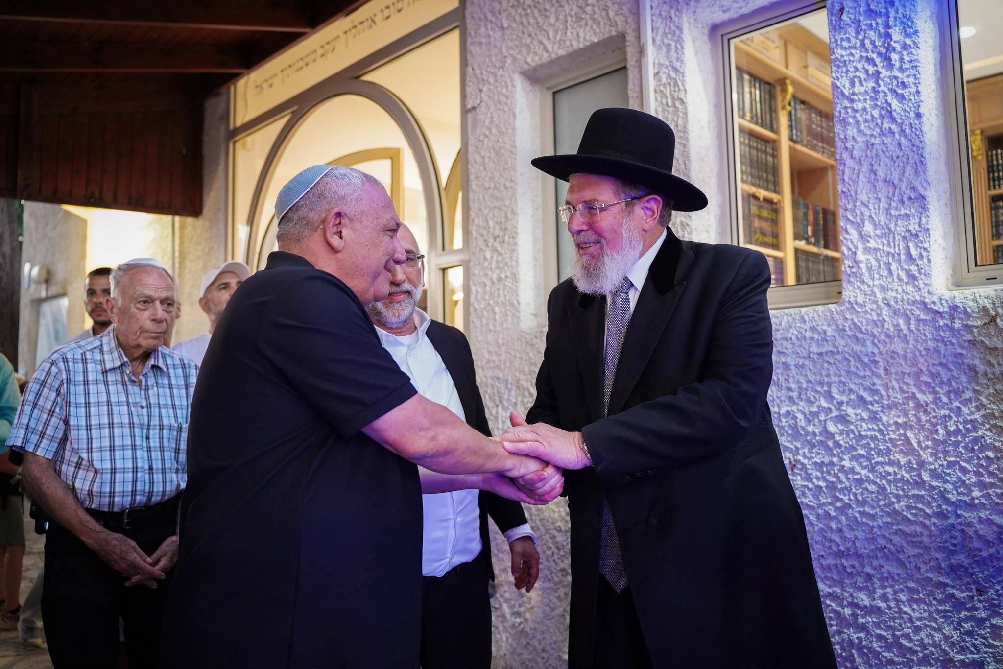 סרוגים