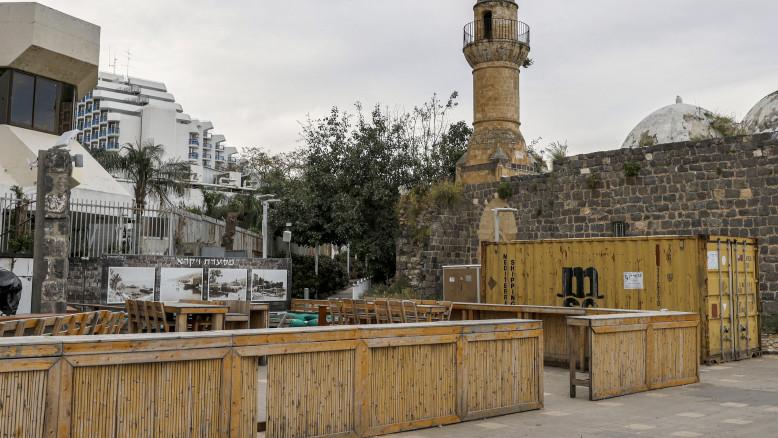מעריב