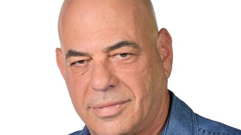 מעריב