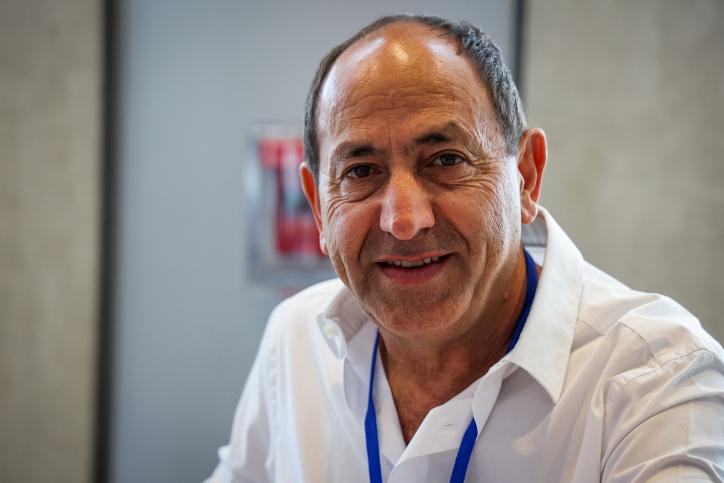 סרוגים