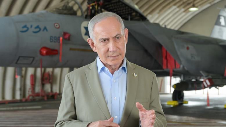 מעריב