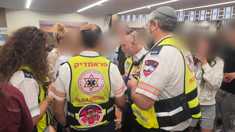מעריב