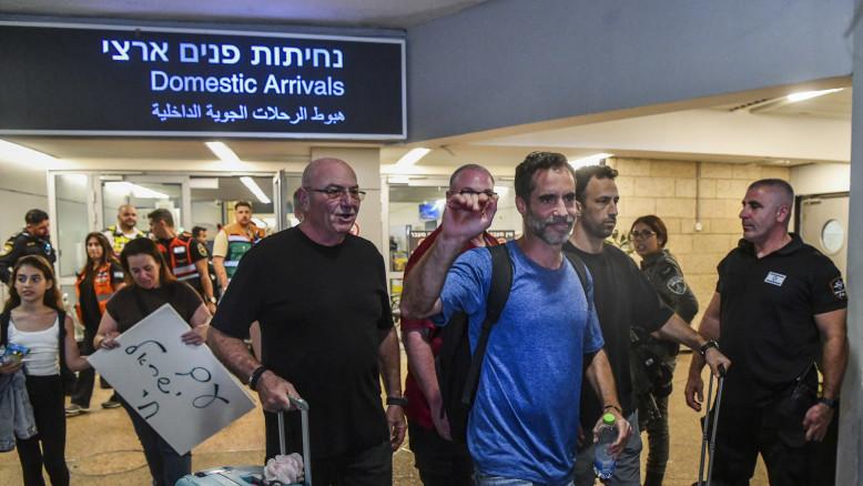 מעריב