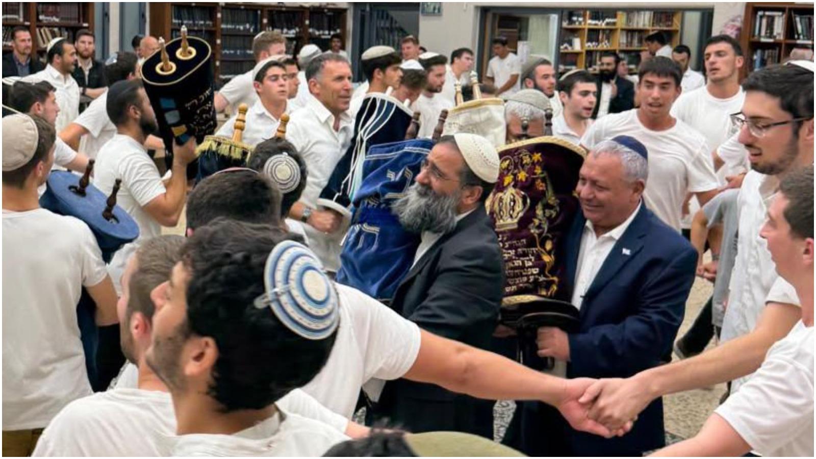 סרוגים