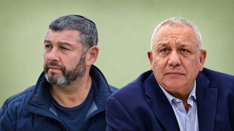 מעריב