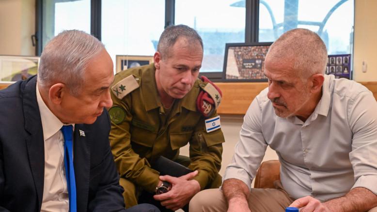 מעריב