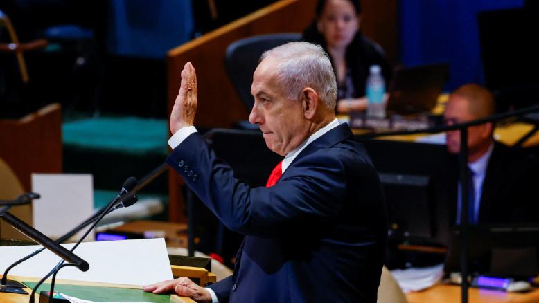מעריב