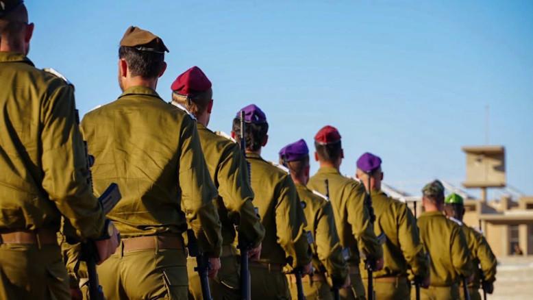 מעריב