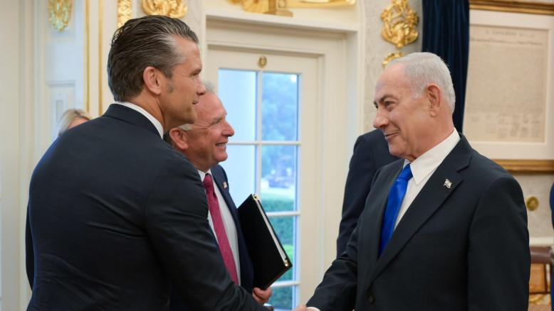 מעריב