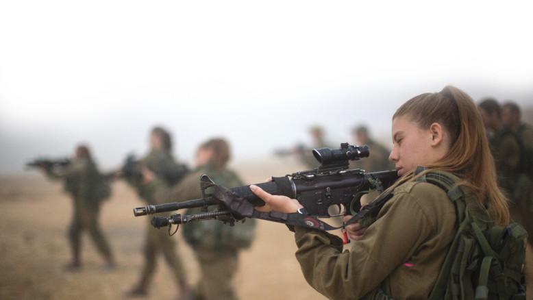 מעריב