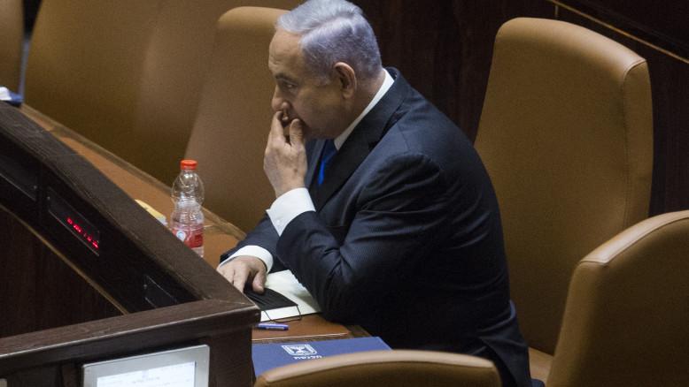 מעריב