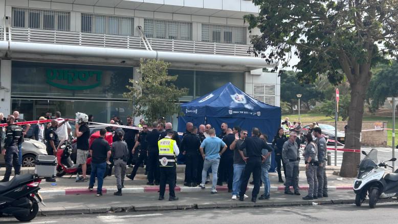מעריב