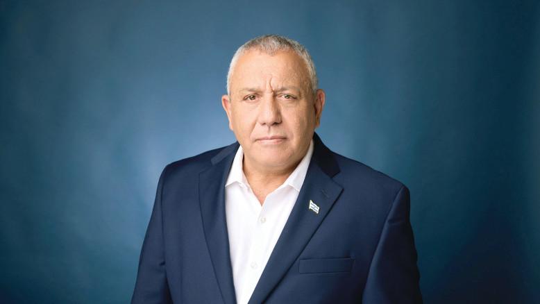 מעריב