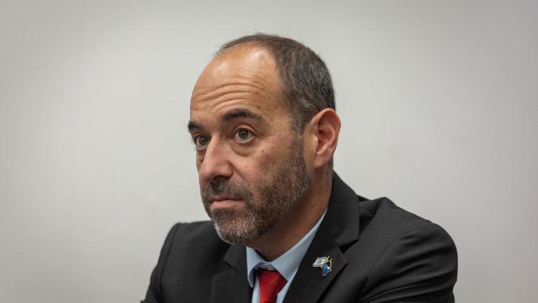 מעריב